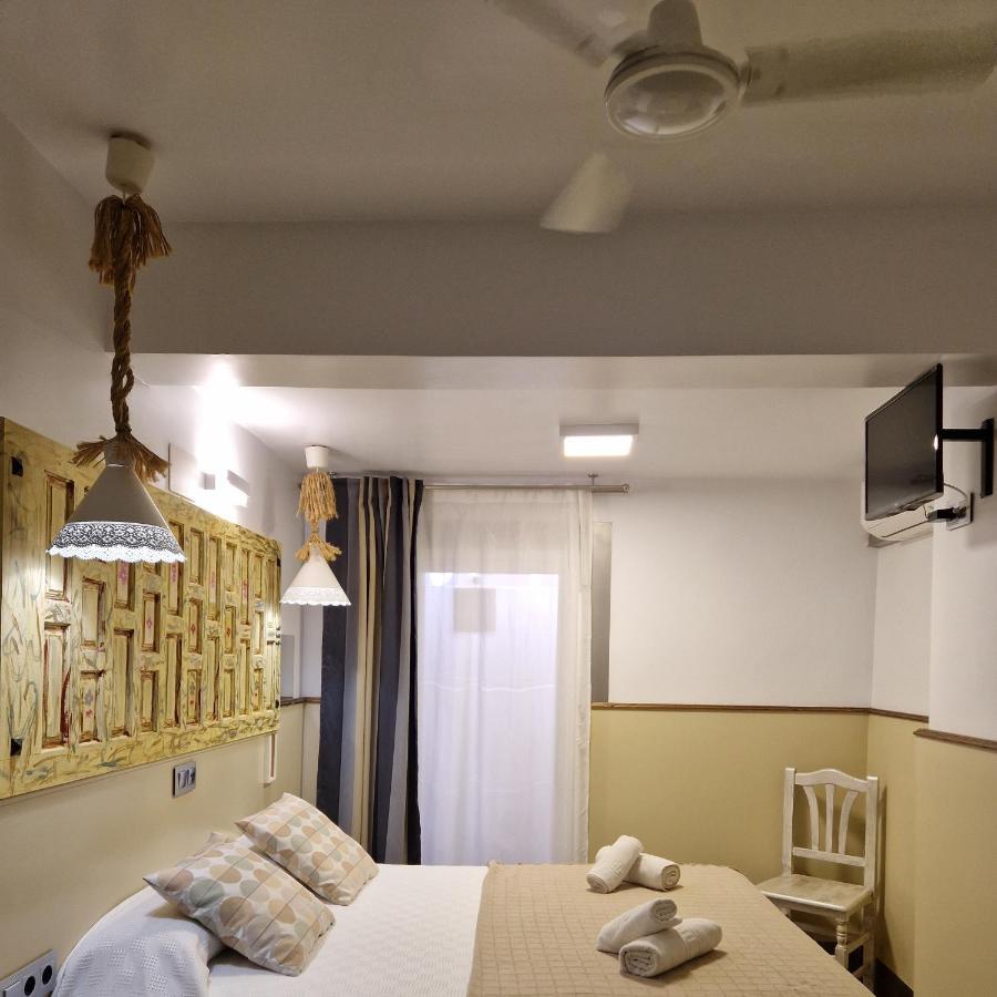 Hostal Boutique Luna De Gavin Кульера Экстерьер фото