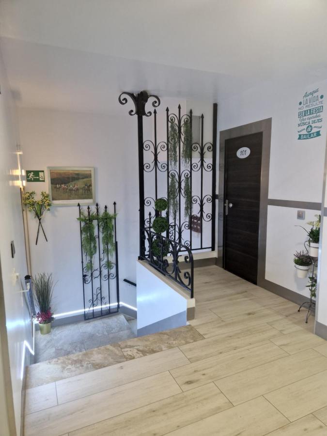 Hostal Boutique Luna De Gavin Кульера Экстерьер фото