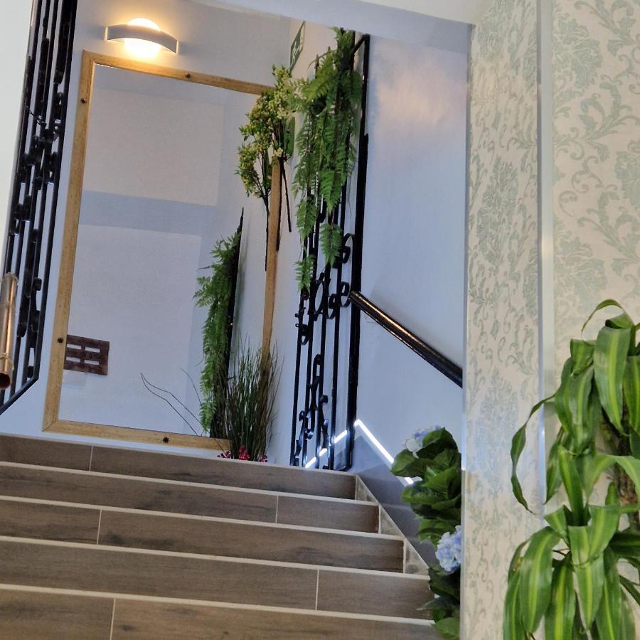 Hostal Boutique Luna De Gavin Кульера Экстерьер фото
